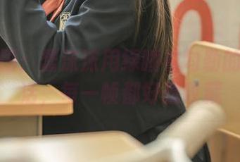 最新美图：蠢沫沫用绿睡衣勾勒的轻松生活，每一帧都好想收藏