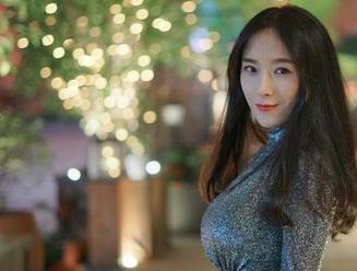微密圈 – 更新啦！辣妈女神黑白合集，每一张都能让你心跳加速，怎么会这么好看？
