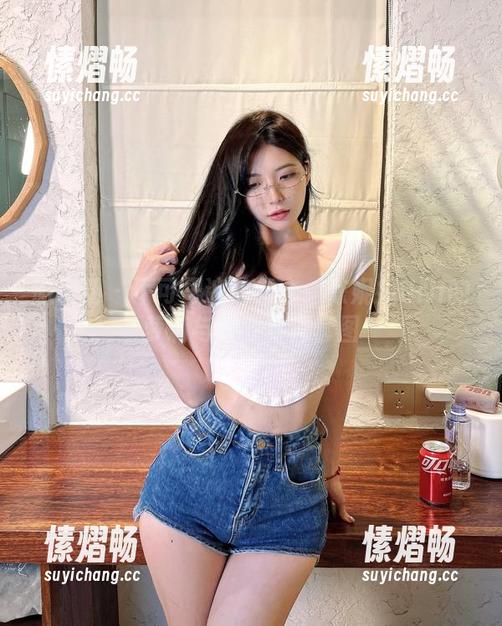 微密圈 - 不可思议的组合：陈妮妮UNI的萝莉与胶衣写真套图