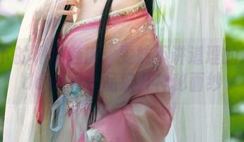 镜头下的调皮魅魔：雯妹不讲道理的Prouddevil作品掀开神秘面纱