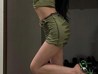 微密圈 – 黎允熙的秘密告诉你，在线图集里藏着的不仅仅是视觉！